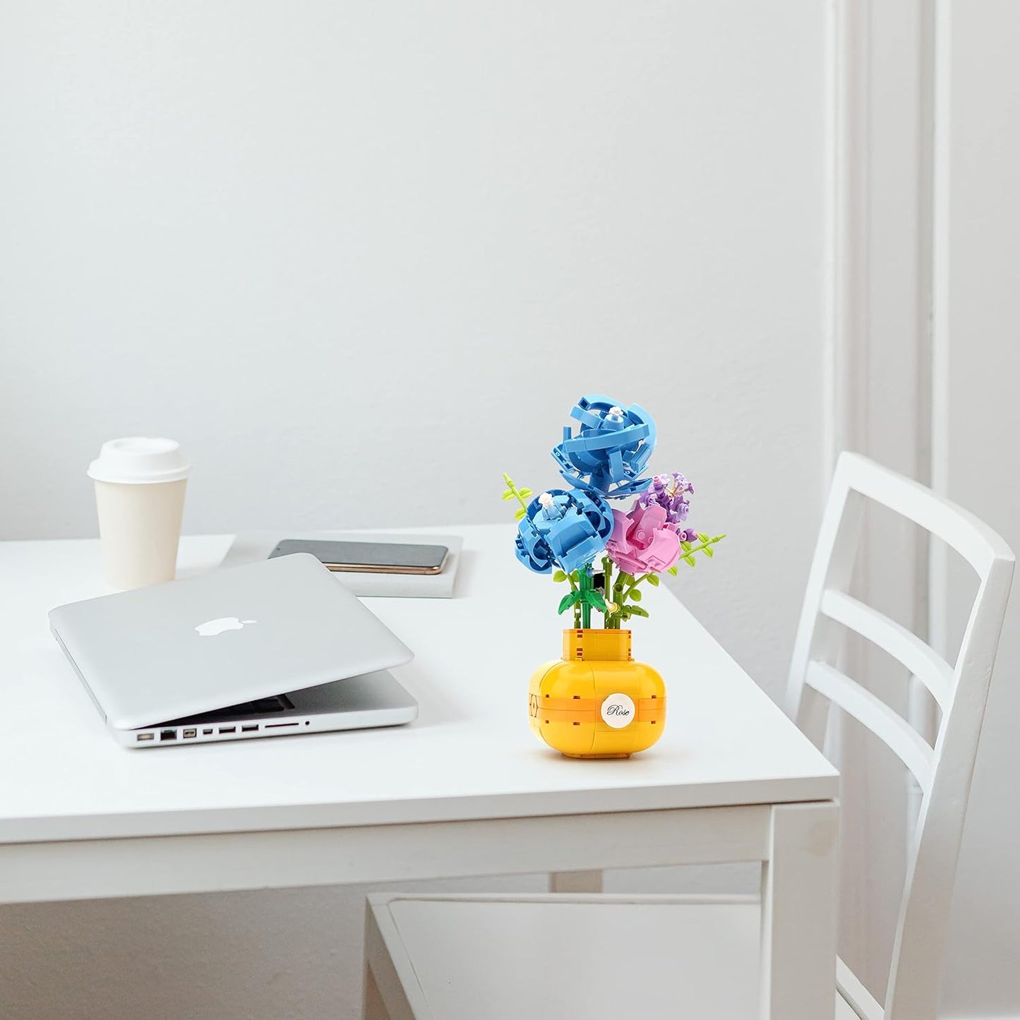 Balody Blue Rose Flower Building Blocks Set, DIY Aromatherapy Flower Bouquet and Bonsai Trees Mini Bricks 522 Pieces