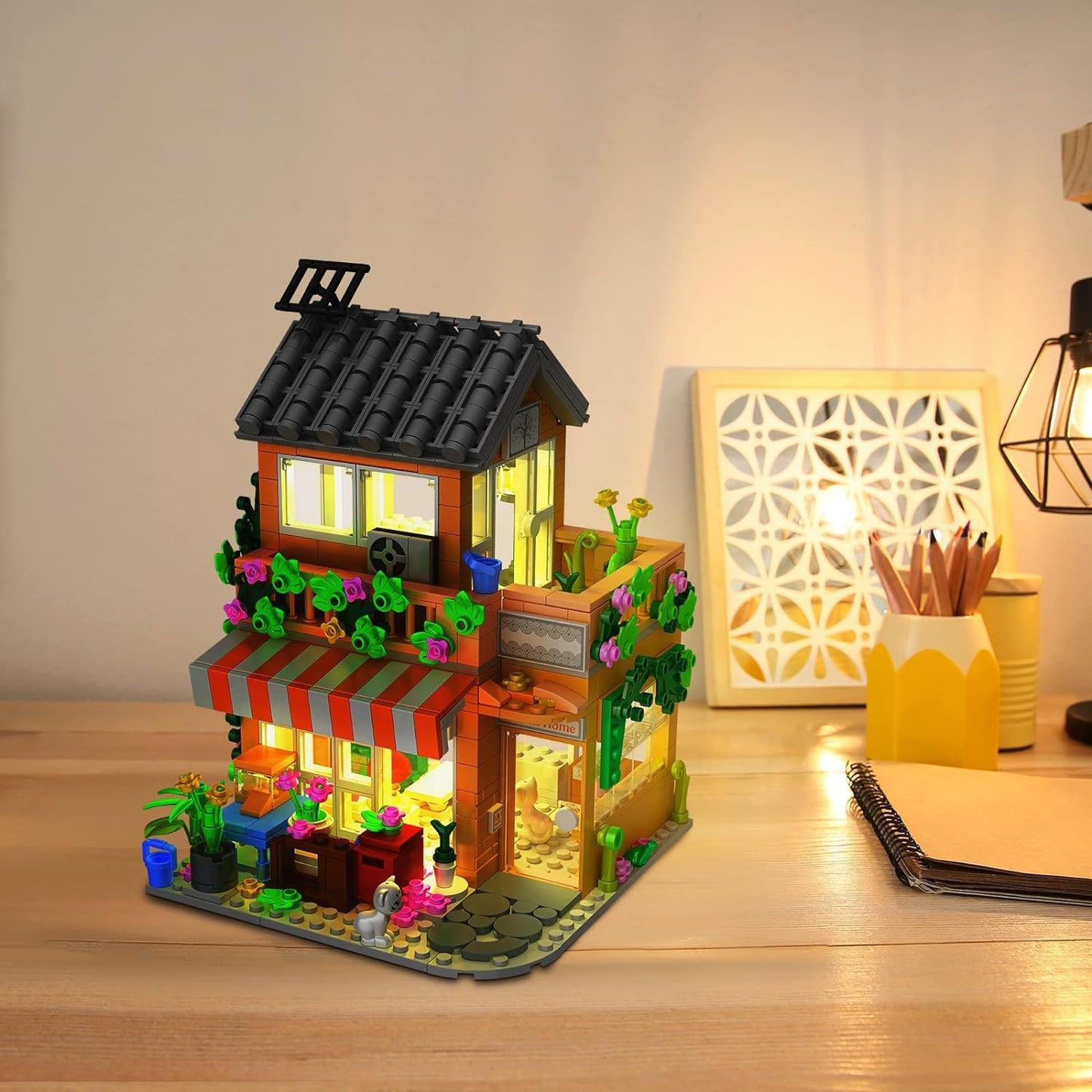 Forange Friend's House Building Block Set, Villa Flowers House Architectural Model Toys, Street Scene Shop Toy Set (730 Pcs)