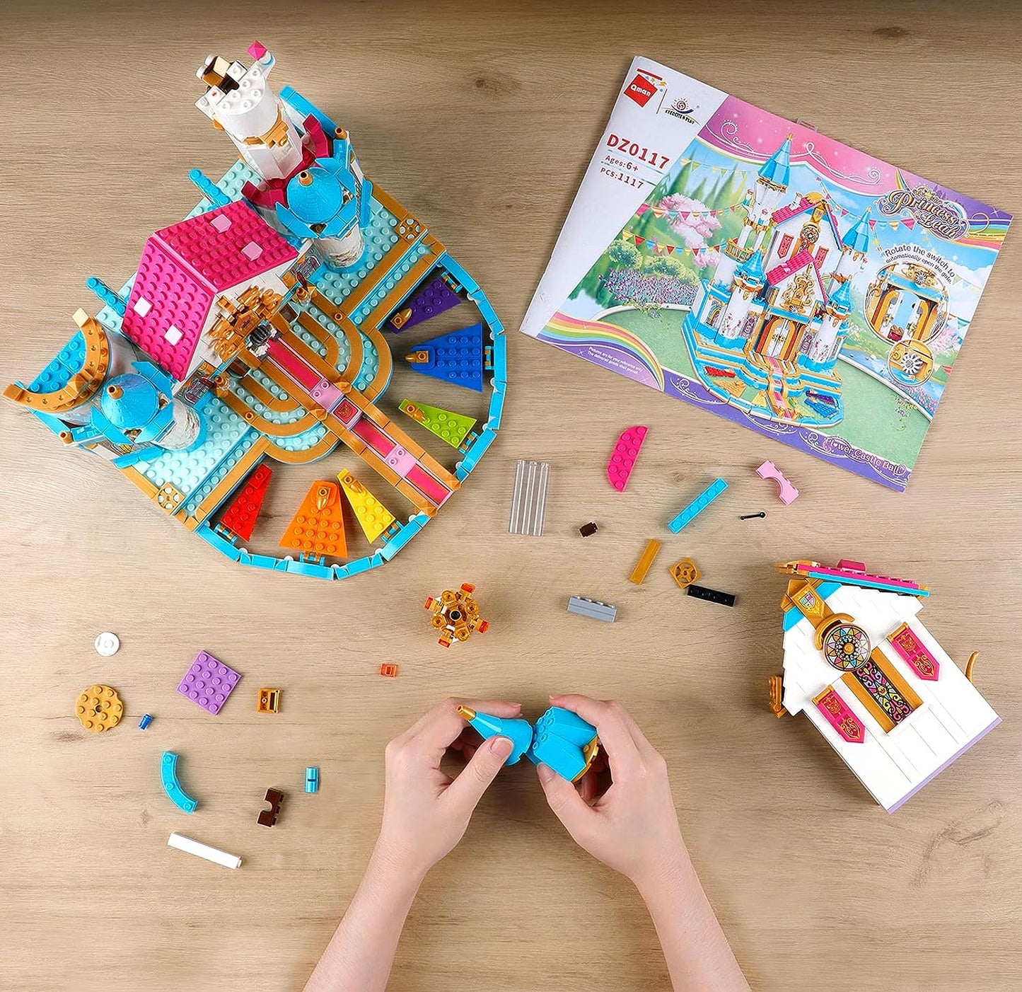 Qman Girls Princess Castle Building Kit, 1117 Pieces Dream Castle Building Blocks Sets for Girls Age 6-12, Creative Roleplay Christmas Birthday Gifts for Kids Girls